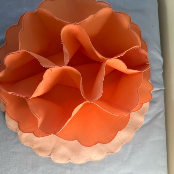 Vintage Biscuit warmers - Picture 3 of 3